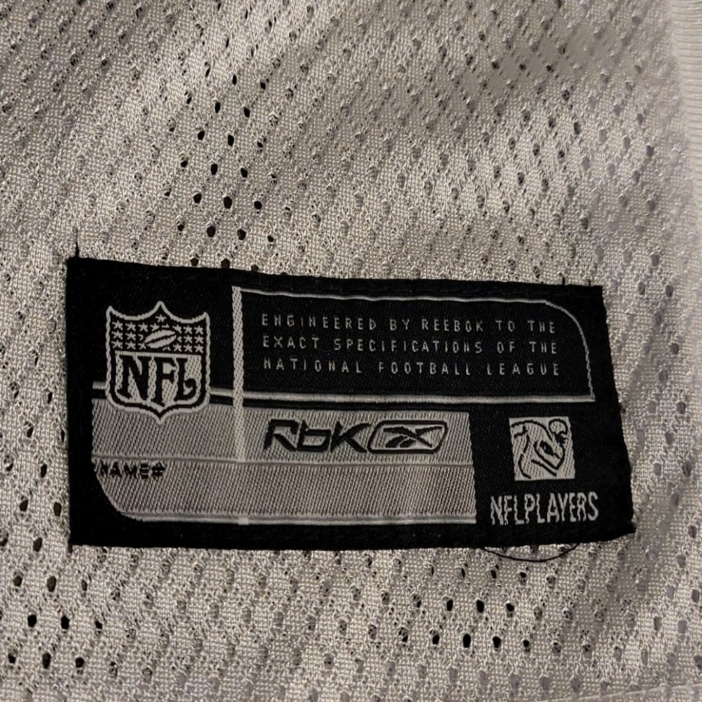 Brett Favre Womens Jersey - Picture 7 of 7